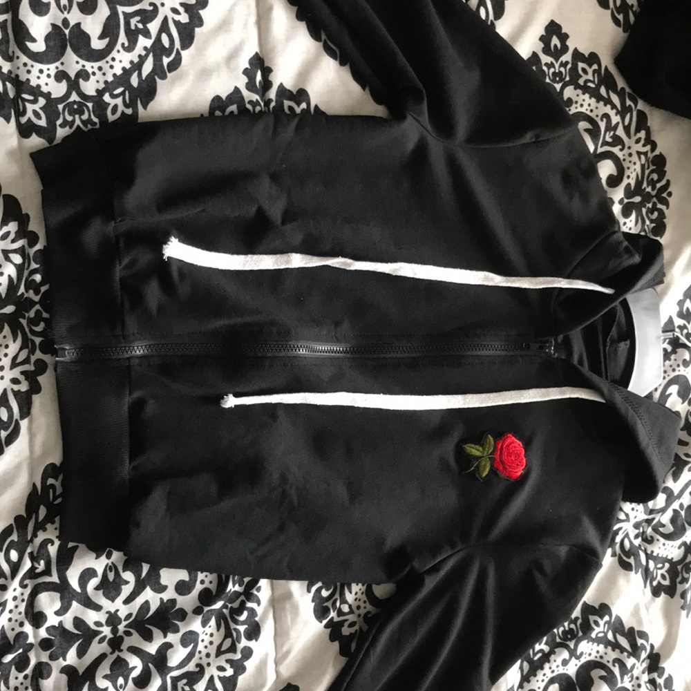 Crop rose sweater